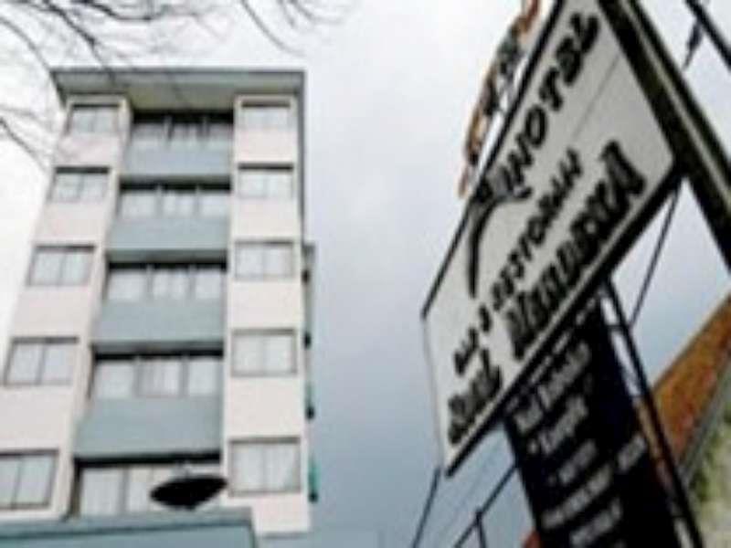 Hotel Royal Merdeka Бандунг Екстер'єр фото