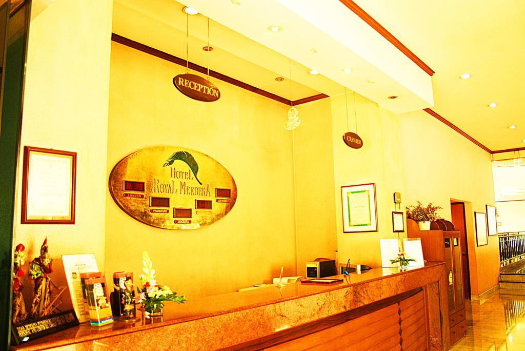 Hotel Royal Merdeka Бандунг Екстер'єр фото